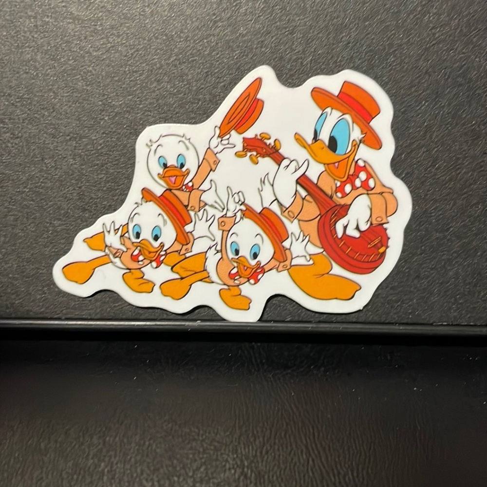 DISNEY DONALD DUCK AND KIDS STICKER